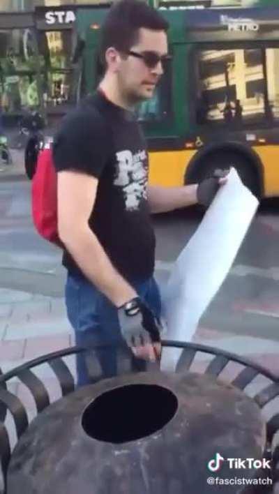 Proud Boy attempts to destroy Pride Sign