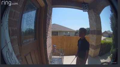 Kid shows up to black peoples house with whip