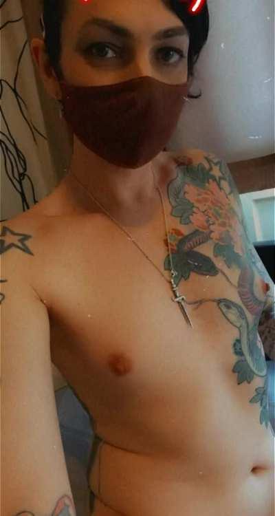 I feel so naughty for keeping this a secret 😈💕