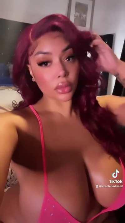 Damnn @creolebarbiee0