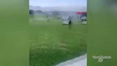 (NSFL) Man sets himself on fire in front of Whitehouse