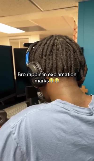 Drake the type of goofy gibson to rap like this