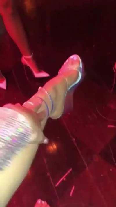 Kylie Jenners perfect feet