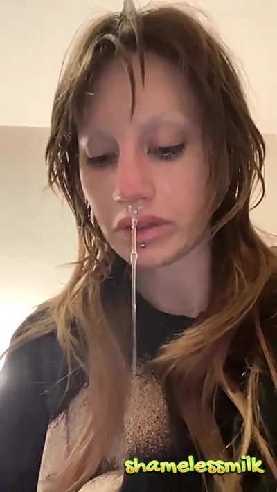 Can’t believe this long stream just dangled and swayed for a full 10 min lol