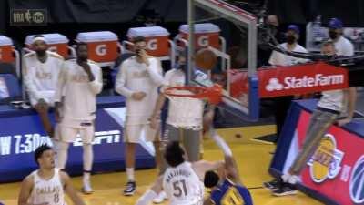 [Highlight] Boban Marjanovic ejected for a flagrant foul 2