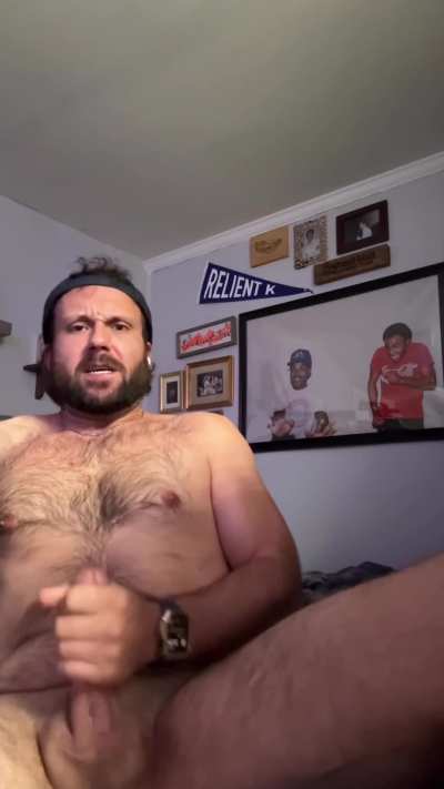 Nice relaxed evening pumping out a load