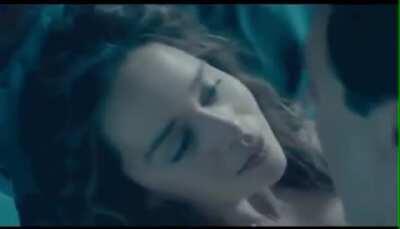 She has the best facial expressions