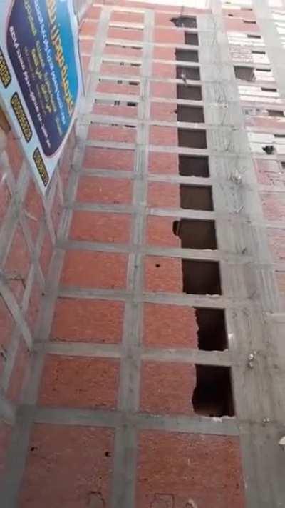 My construction people need me !