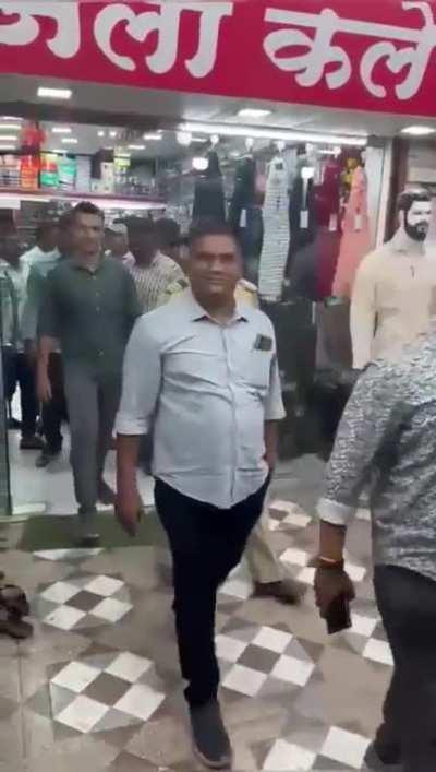 Chandannagar Police Arrest Gang Behind Shop Ransacking Over Free Clothes In Kharadi, Parade Them