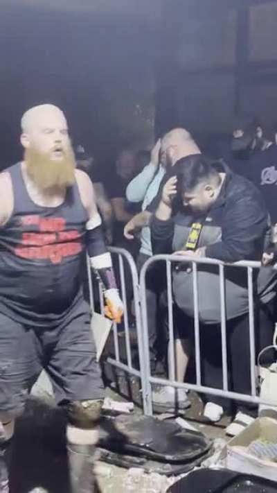 Bringing my children to a Deathmatch.