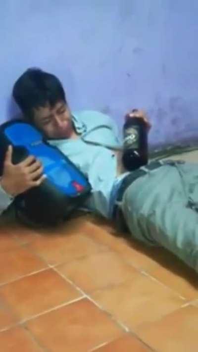 Sad speaker guy but with Tonight