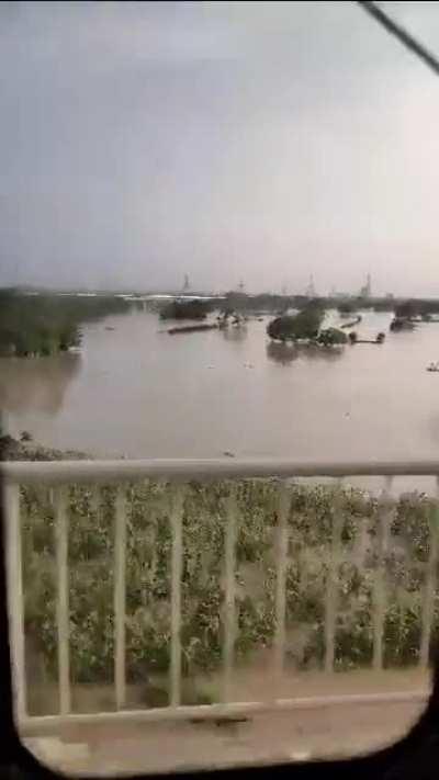 The Yamuna - view from the metro 