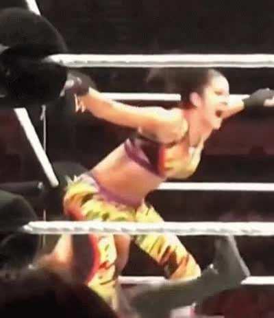 Emma received a stinkface from Bayley