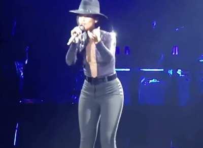 Alicia Keys (Staples Center, Los Angeles 2013)