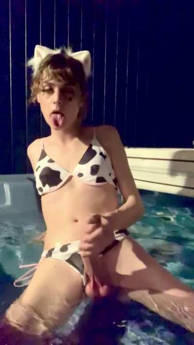 do u like watching me stroke my wet cock? 😘