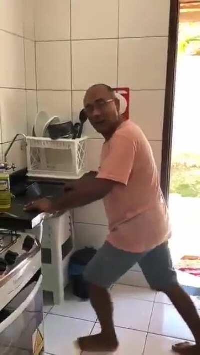 Make treadmill with just 4 drops of oil