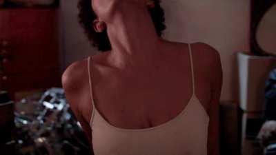 Ana Flavia Cavalcanti rides face in 