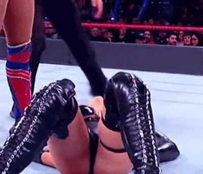 Liv suffers at her opponent's feet
