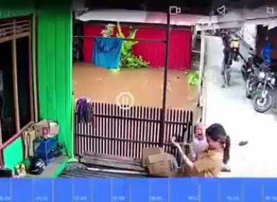 at least we know who the priority child is