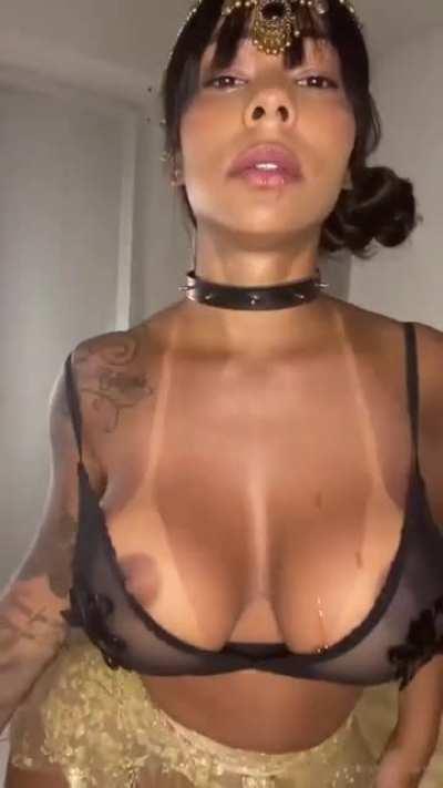 Hot Girl Val Brazil’s Finest