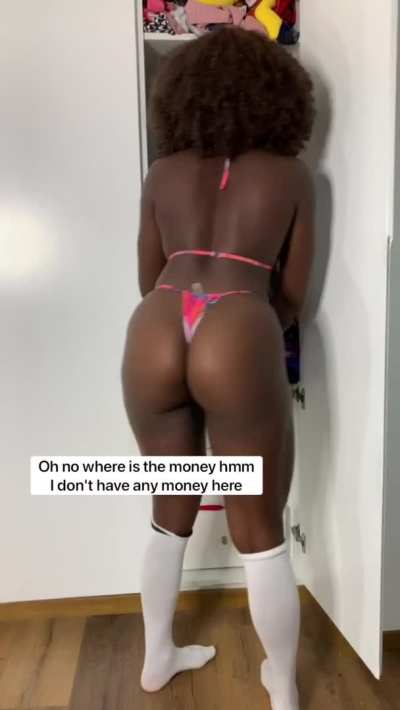 the pizza boy is here