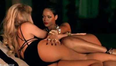 shakira and rihanna are the perfect facesitting threesome