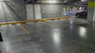 I was dared by u/Hopeful_Metal5787 to roam around naked in the parking lot [F]