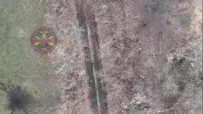 UA drone stalks RU soldiers, then delivers headshot. Ukraine 2023