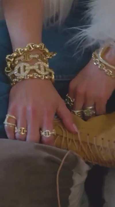 ‘Can’t Get Enough’ | IG November 2023