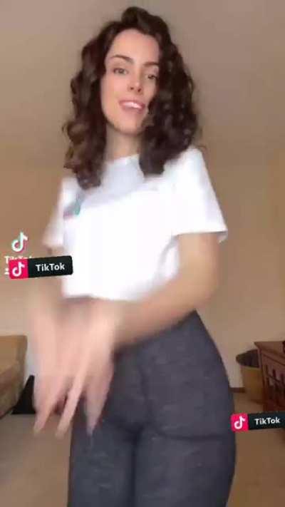 My attempt:) lmk what you think!