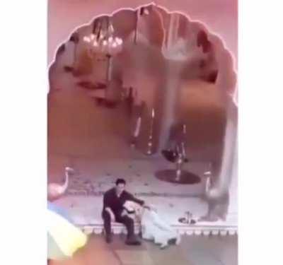 Selmun Bhoi in public vs in private