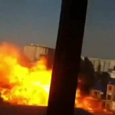 Deku: ITS YOUR POWER, ISNT IT? Todoroki: