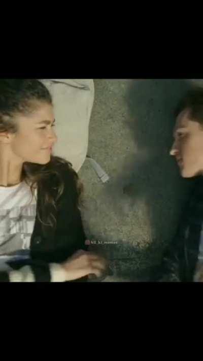 Padne likhane ki umar hai !!!