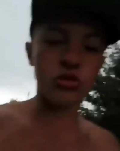 Si el aprendió inglés del cagaso, vos tambien.