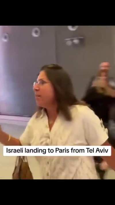 Israelis flee to Paris and cause a ruckus