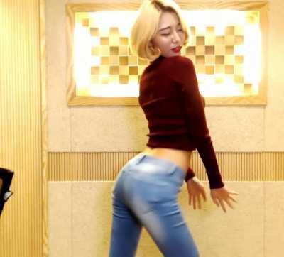 Old Berry clip 4K Upscales - 34