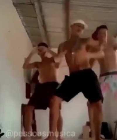 Pode noia no grupo adimin?