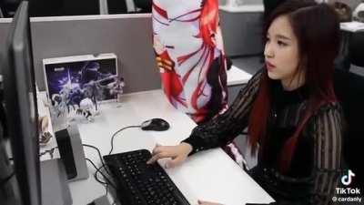 Mina is a true gamer 