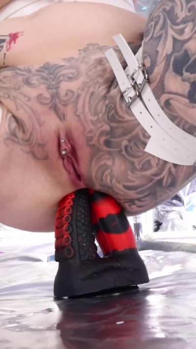 Stretching my butt out with these alien tentacles!