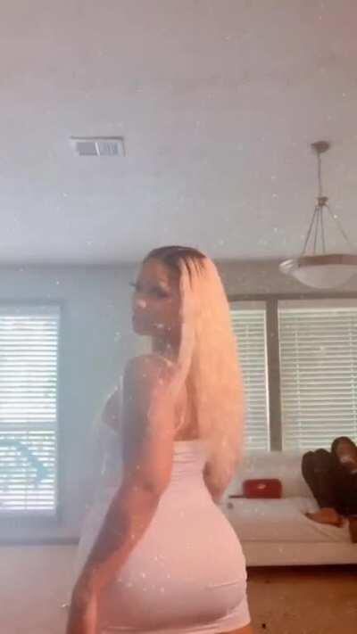 The curves are so perfect