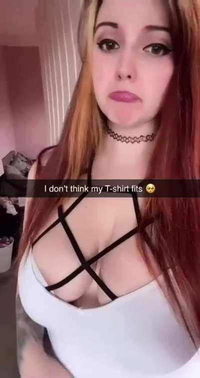 Upvote = A nude/video pack in your DMs 🤤