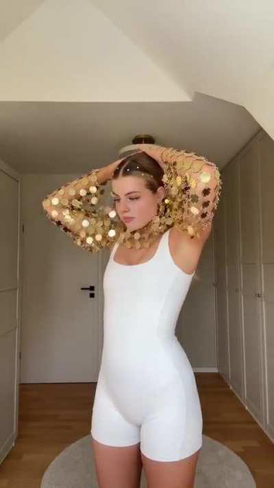 Festival Outfit 🤍💛