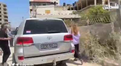 A delegation of more than 20 representatives from the European Union and Great Britain came under fire from the Israeli army in Jenin in the West Bank.