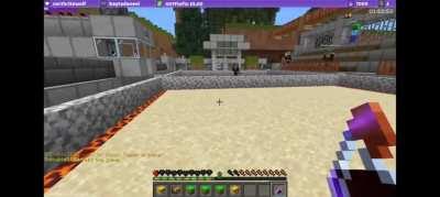 Bdoubleo100 casually joining and leaving just to keep the phantoms away from the other Hermits (X's stream)