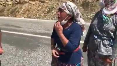 Beyler selam. Bu videonun dağa taşa atmalık, her yere göndermelik video olduğunu düşunüyorum. Bu video bana göre secim kaybettirir. Çay krizi de bence büyük bir olay.