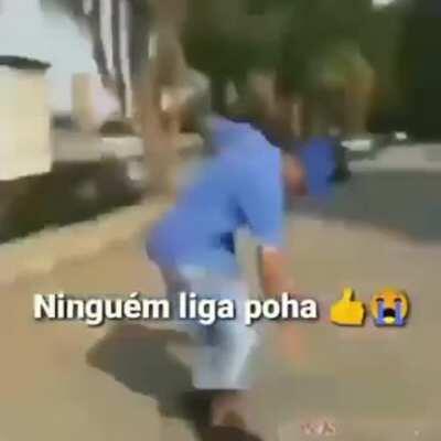 Foda se kkkk ninguém liga porra