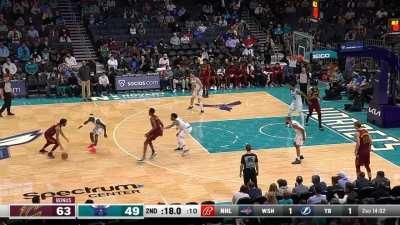 [Highlight] Jarrett Allen lobs to Evan Mobley