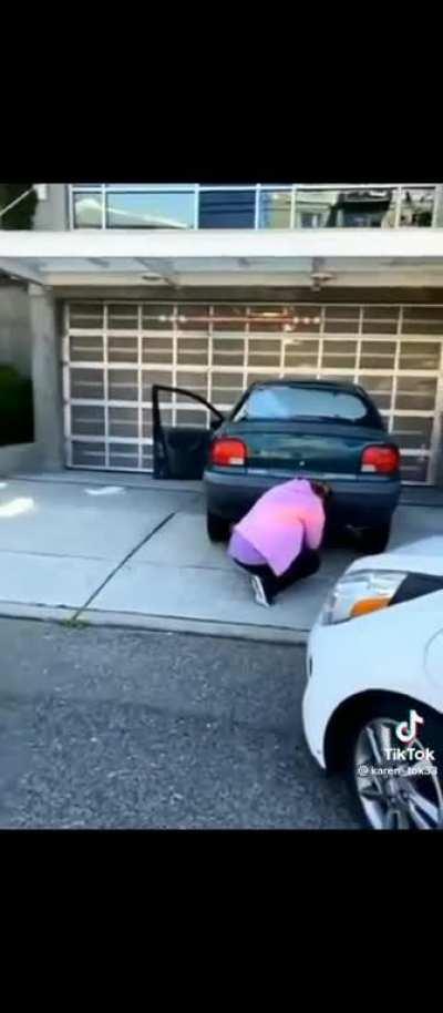 Karen v. Karen meltdown