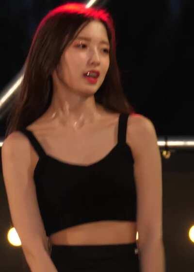 Oh My Girl - Sweaty Arin