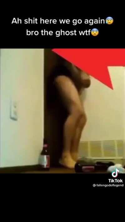 da roomate died 🤤🤤🤤🤤